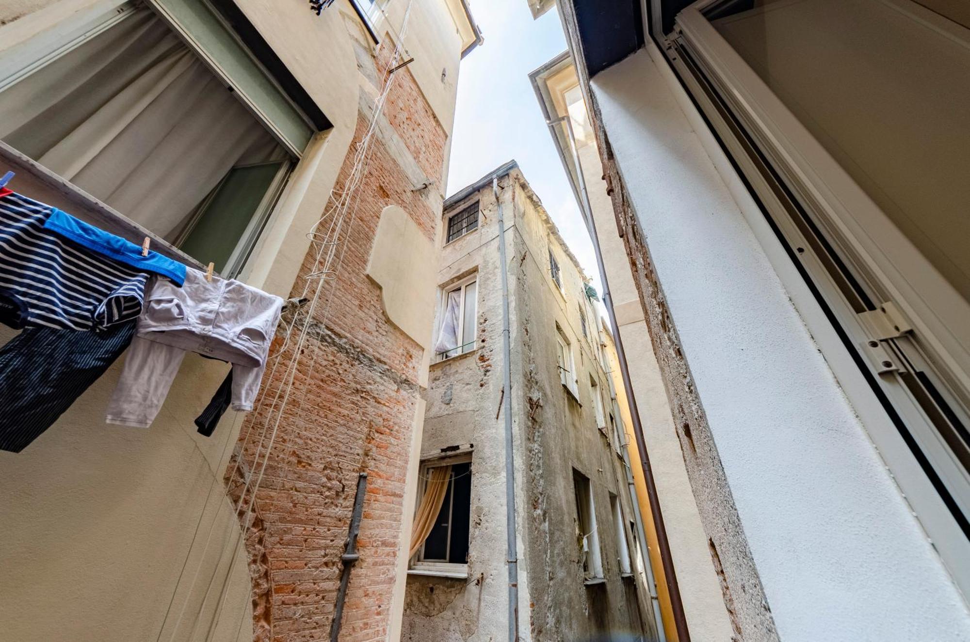 Castelli'S Apartments Campo 9 Genoa Exterior photo